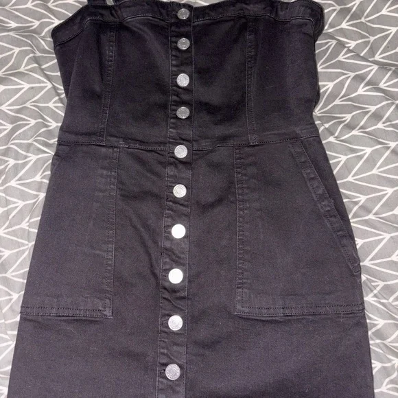 dress design drawing Avec Les Filles Women's Heart Patch Applique Mini Dress - Rinse Wash